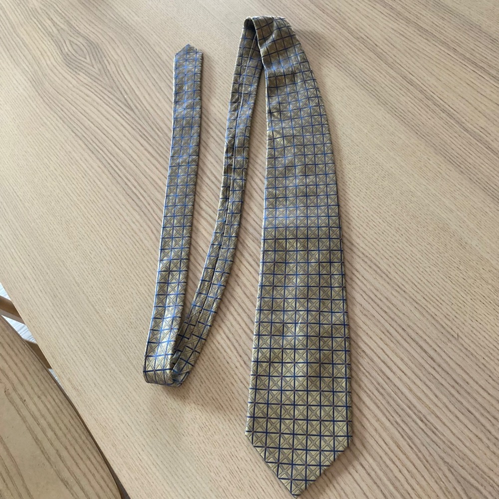 Claiborne Necktie Mens OS Gold Blue Geometric Grid Silk Hand Sewn Classic Tie